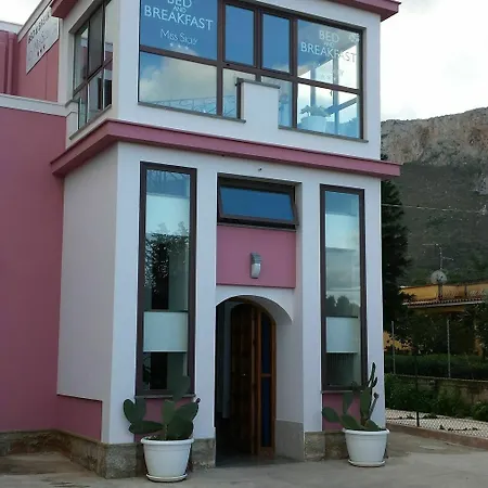 Bed and breakfast Miss Sicily 3*